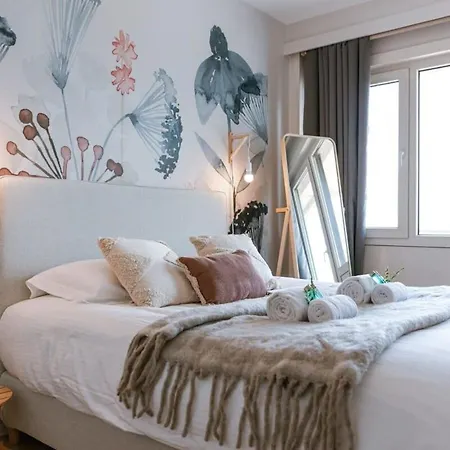 Huswell - Bright Seaview In Apartment Ostende